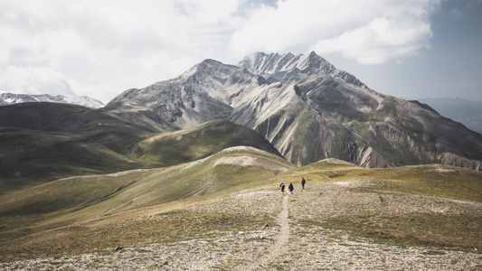 🏔️ 50 Adventure Bucket List Ideas for Outdoor Lover